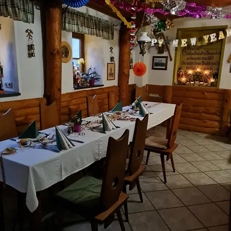 Gæstehus Und Gaststaette Zur Knappenschaenke Thermalbad Wiesenbad