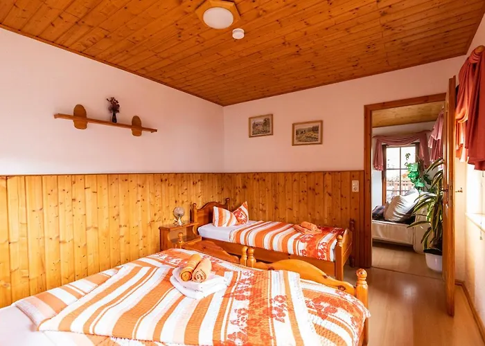 Und Gaststaette Zur Knappenschaenke Thermalbad Wiesenbad